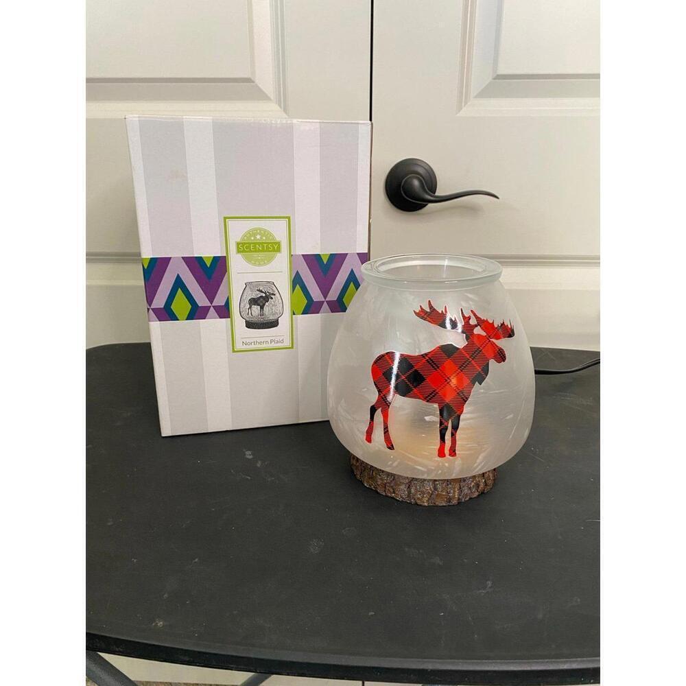 Scentsy Northern Plaid wax warmer